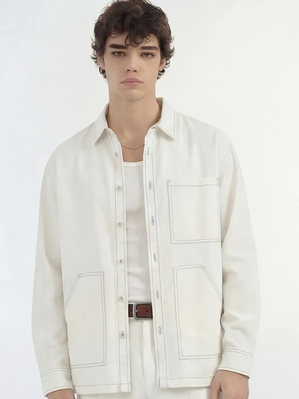 Highlander Men White Solid Oversized Fit Casual Shirt