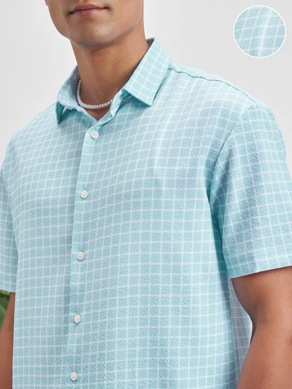 Highlander Men Blue Checked Relaxed Fit Casual Shirt