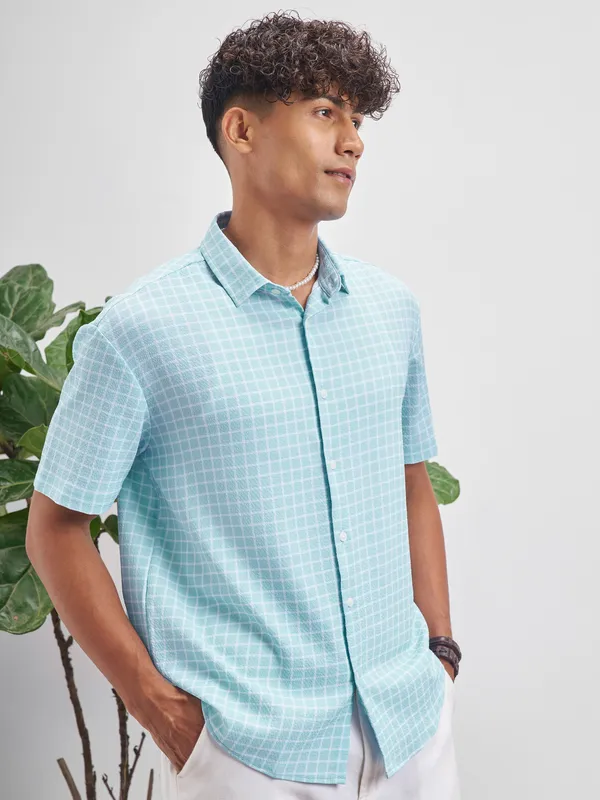 Highlander Men Blue Checked Relaxed Fit Casual Shirt