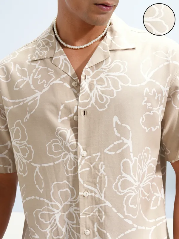 Highlander Men Tan Printed Relaxed Fit Casual Shirt