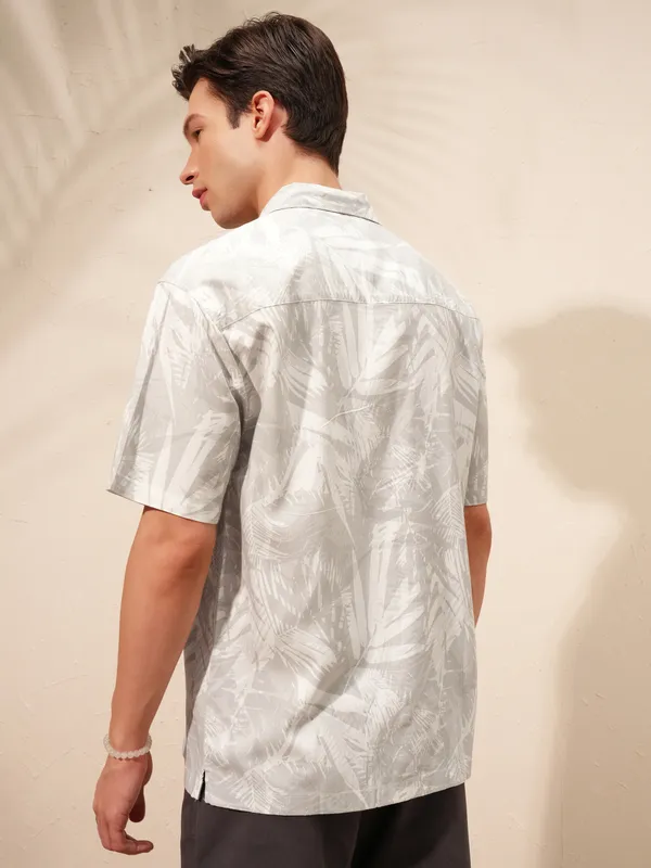 Highlander Men Grey Printed Relaxed Fit Casual Shirt