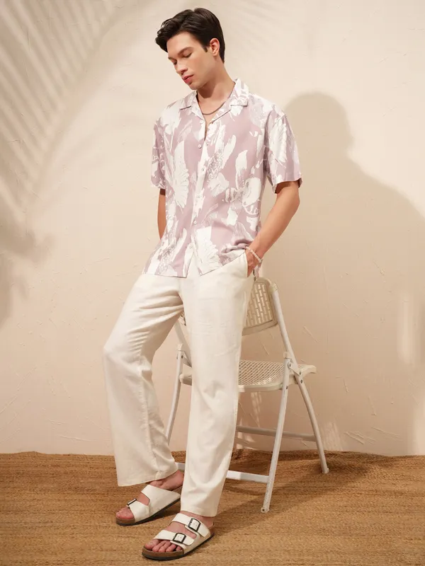 Highlander Men Lavender Printed Relaxed Fit Casual Shirt