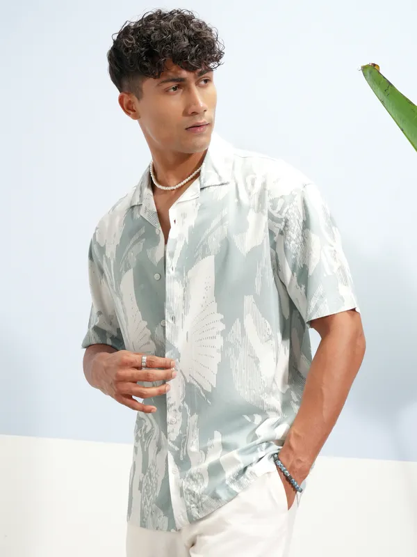 Highlander Men Blue Printed Relaxed Fit Casual Shirt