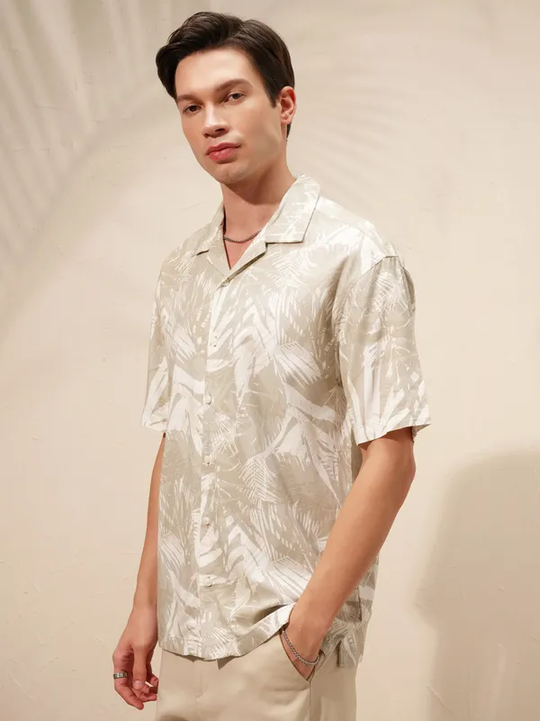 Highlander Men Khaki Printed Relaxed Fit Casual Shirt