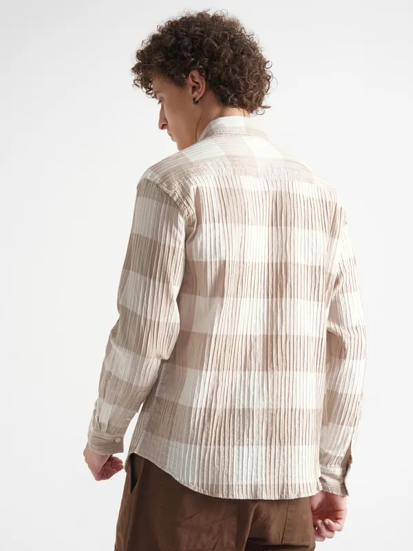 Highlander Men Cream Checked Relaxed Fit Casual Shirt