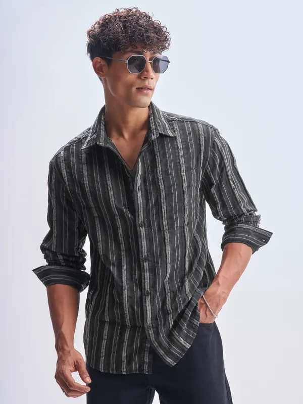 Highlander Men Black Striped Relaxed Fit Casual Shirt