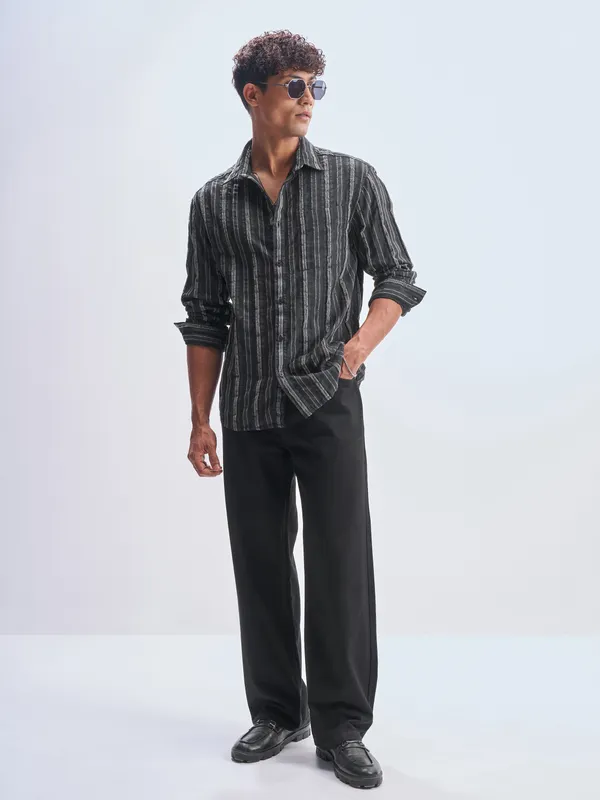 Highlander Men Black Striped Relaxed Fit Casual Shirt