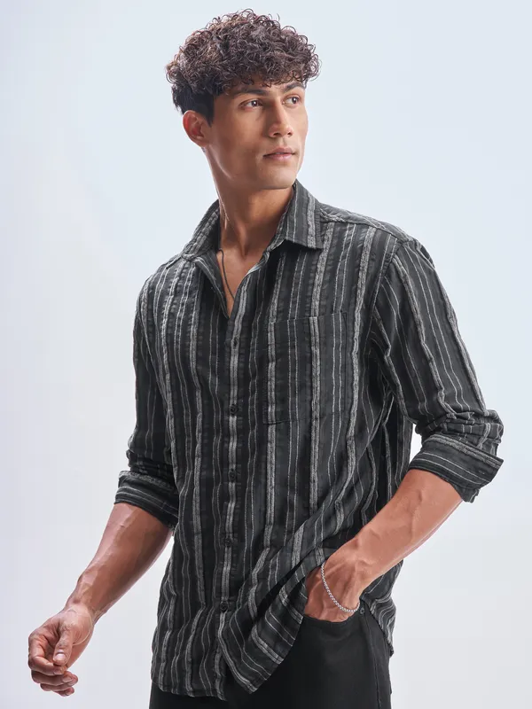 Highlander Men Black Striped Relaxed Fit Casual Shirt