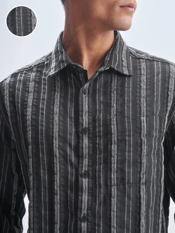 Highlander Men Black Striped Relaxed Fit Casual Shirt