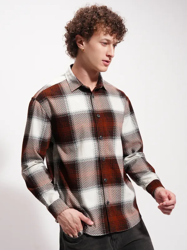 Men Relaxed Fit Casual Shirt
