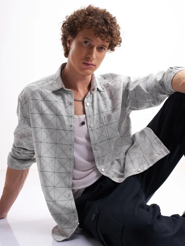 Highlander Men Grey Printed Relaxed Fit Casual Shirt