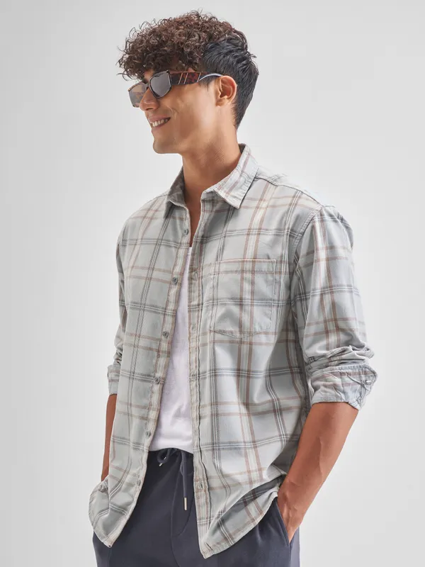 Highlander Men Grey Checked Relaxed Fit Casual Shirt