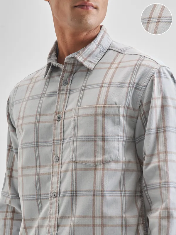Highlander Men Grey Checked Relaxed Fit Casual Shirt