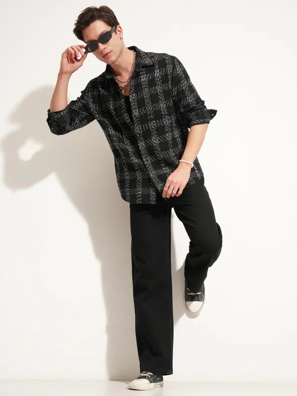 Men Relaxed Fit Casual Shirt