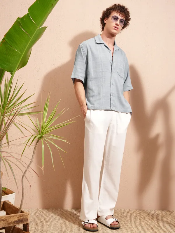 Highlander Men Blue Self Design Boxy Fit Casual Shirt