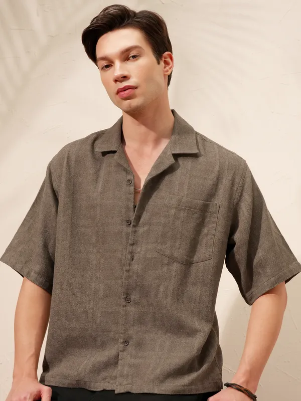 Highlander Men Brown Self Design Boxy Fit Casual Shirt