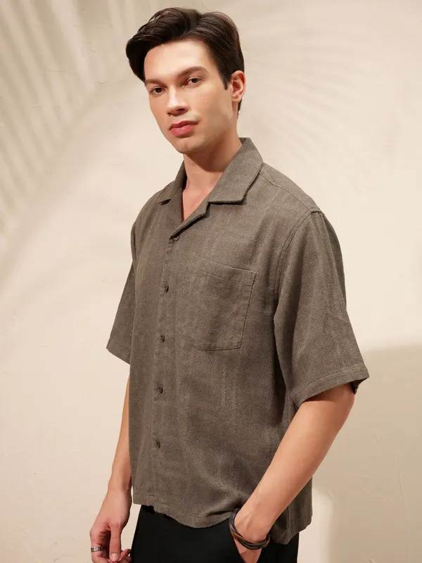 Highlander Men Brown Self Design Boxy Fit Casual Shirt