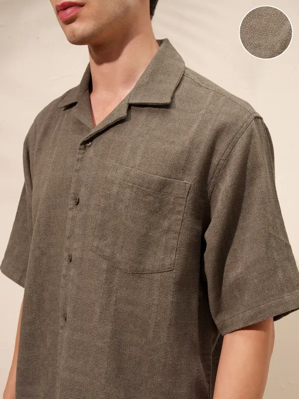 Highlander Men Brown Self Design Boxy Fit Casual Shirt