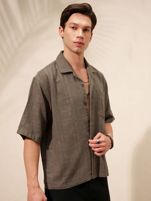 Highlander Men Brown Self Design Boxy Fit Casual Shirt