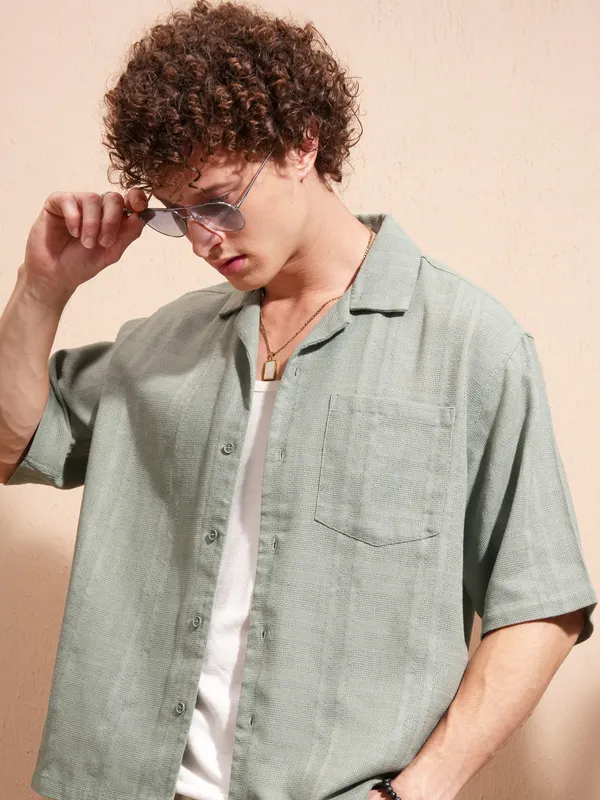 Highlander Men Grey Self Design Boxy Fit Casual Shirt