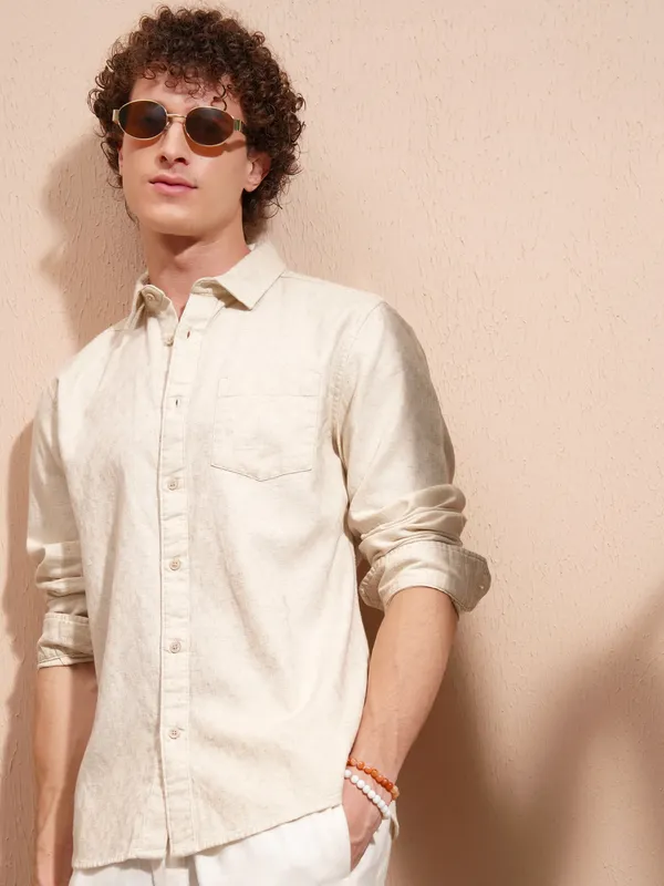 Highlander Men Rose Self Design Slim Fit Casual Shirt