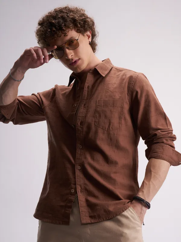 Men Slim Fit Casual Shirt