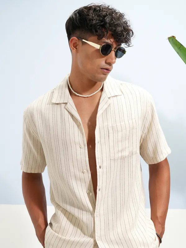 Highlander Men Beige Striped Relaxed Fit Casual Shirt