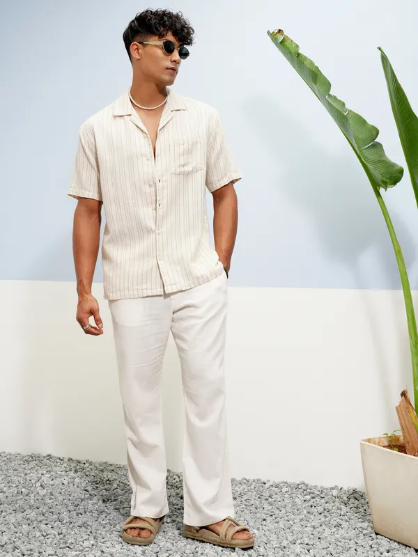 Highlander Men Beige Striped Relaxed Fit Casual Shirt