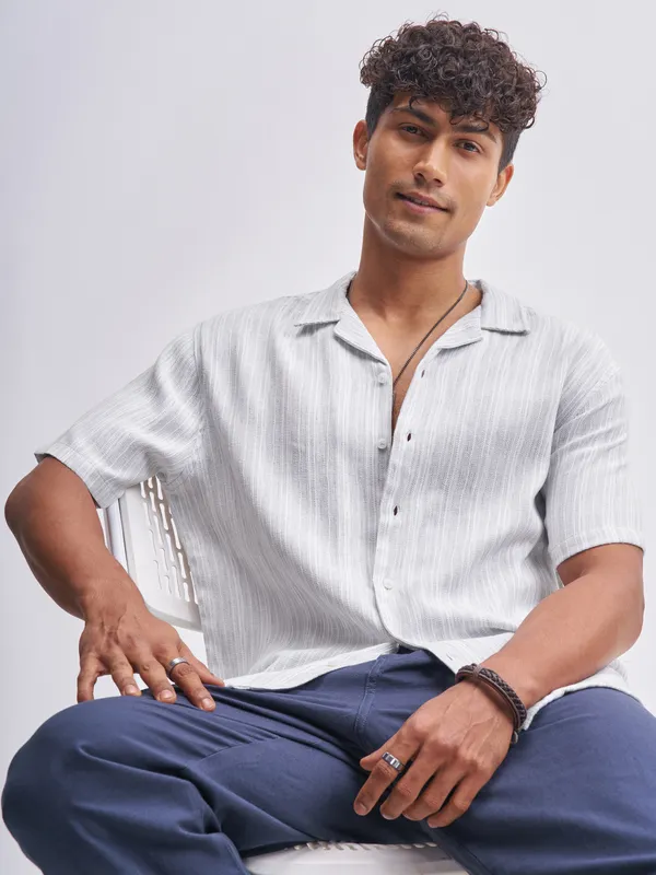 Highlander Men Grey Striped Relaxed Fit Casual Shirt