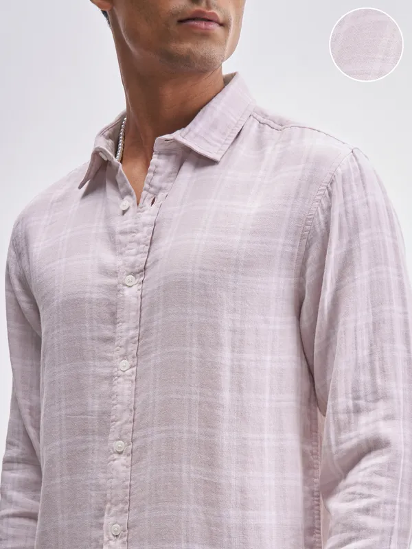 Highlander Men Pink Checked Relaxed Fit Casual Shirt