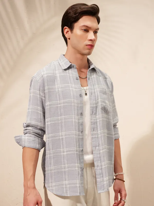 Highlander Men Grey Checked Relaxed Fit Casual Shirt