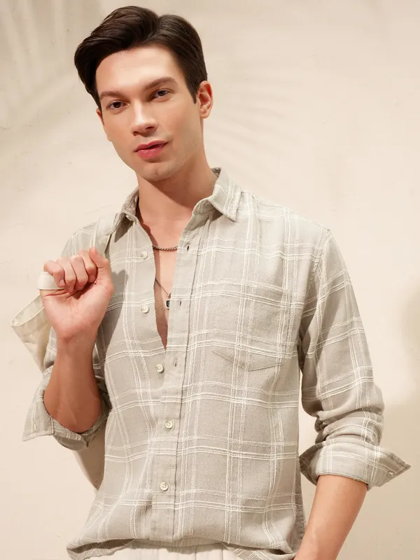 Highlander Men Tan Checked Relaxed Fit Casual Shirt