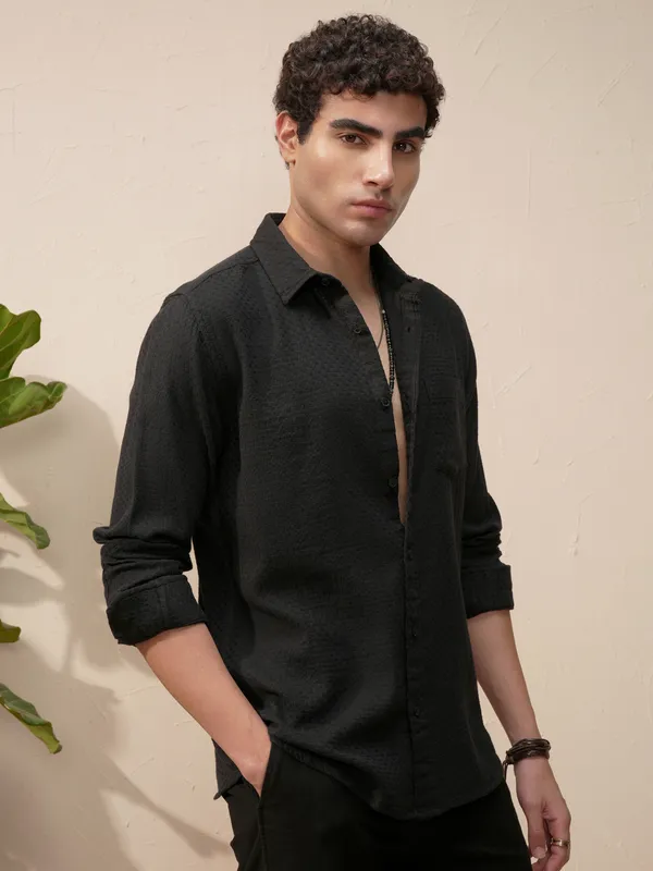 Highlander Men Black Self Design Slim Fit Casual Shirt