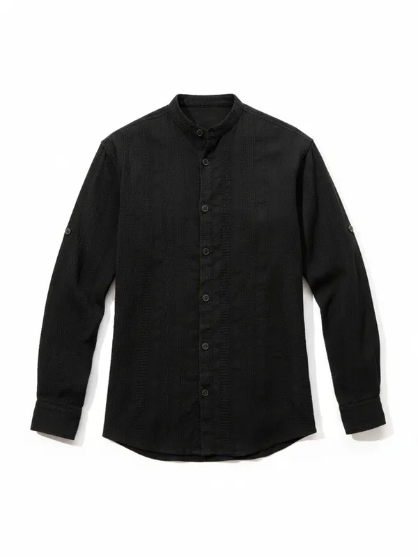 Highlander Men Black Self Design Relaxed Fit Casual Shirt