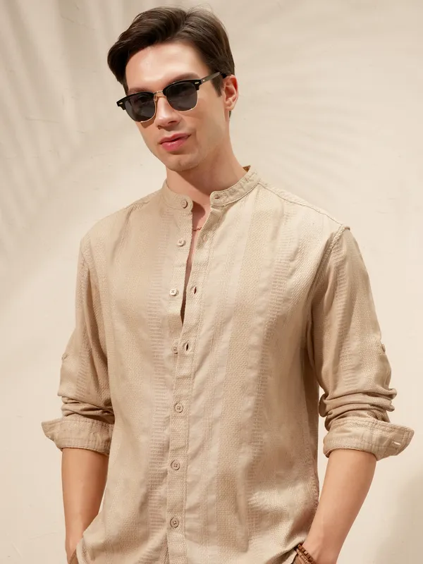 Highlander Men Beige Self Design Relaxed Fit Casual Shirt