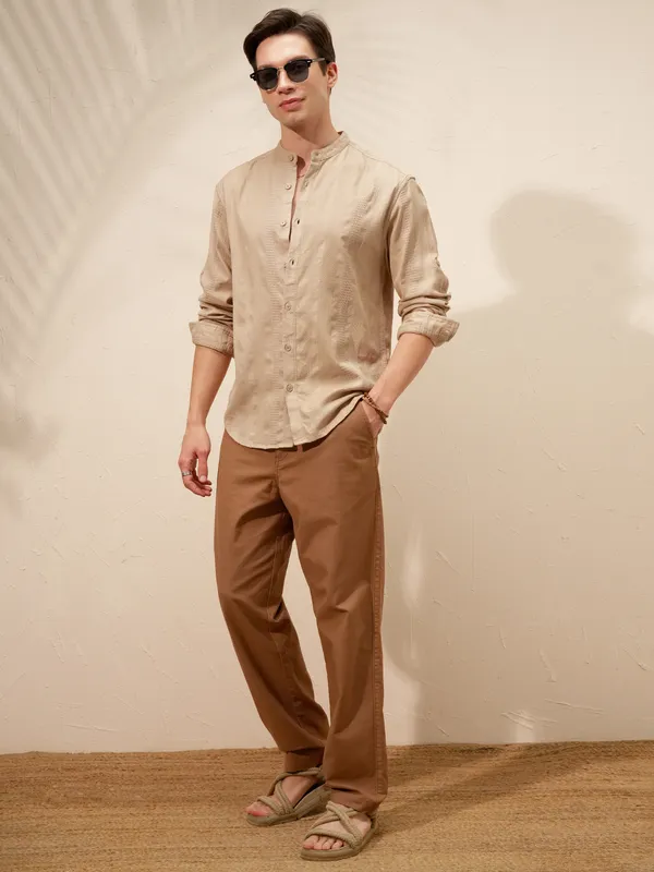 Highlander Men Beige Self Design Relaxed Fit Casual Shirt