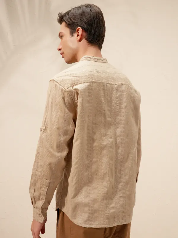 Highlander Men Beige Self Design Relaxed Fit Casual Shirt