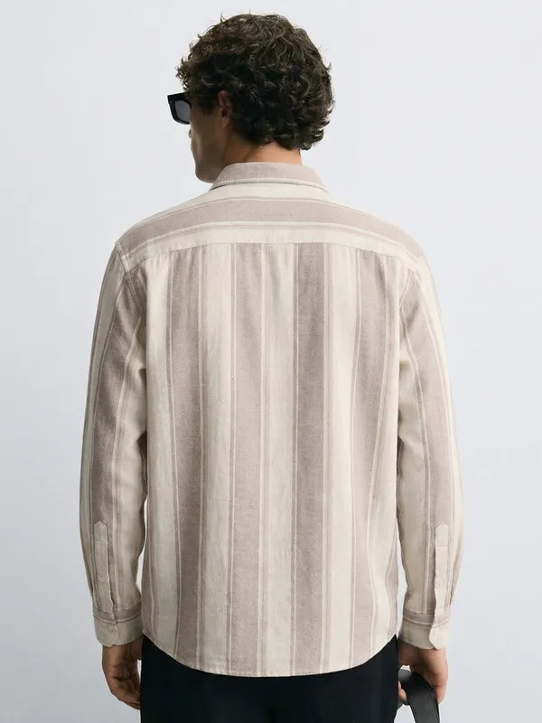 Highlander Men Beige Striped Relaxed Fit Casual Shirt