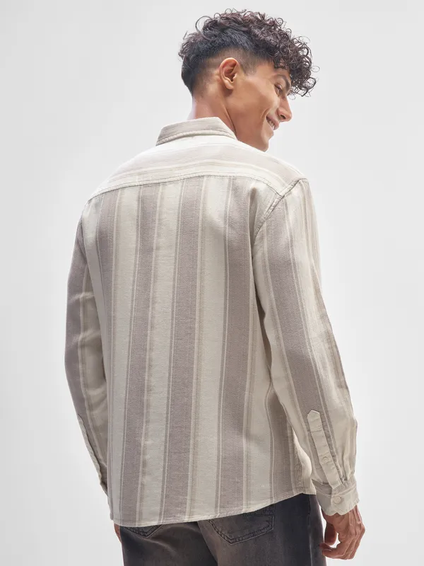 Highlander Men Beige Striped Relaxed Fit Casual Shirt