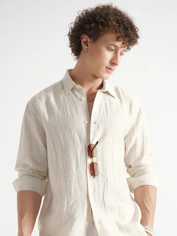 Highlander Men Beige Self Design Relaxed Fit Casual Shirt