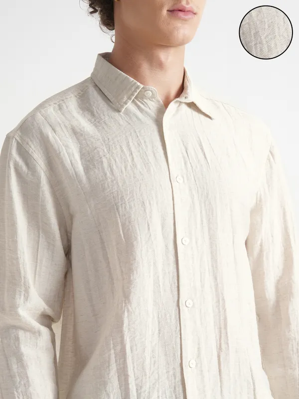 Highlander Men Beige Self Design Relaxed Fit Casual Shirt