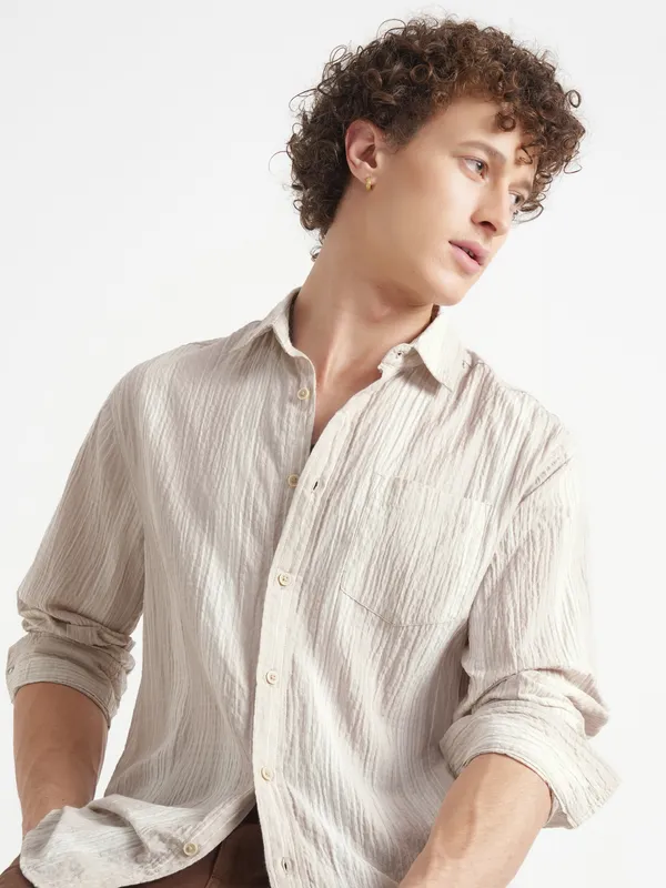 Highlander Men Beige Self Design Relaxed Fit Casual Shirt