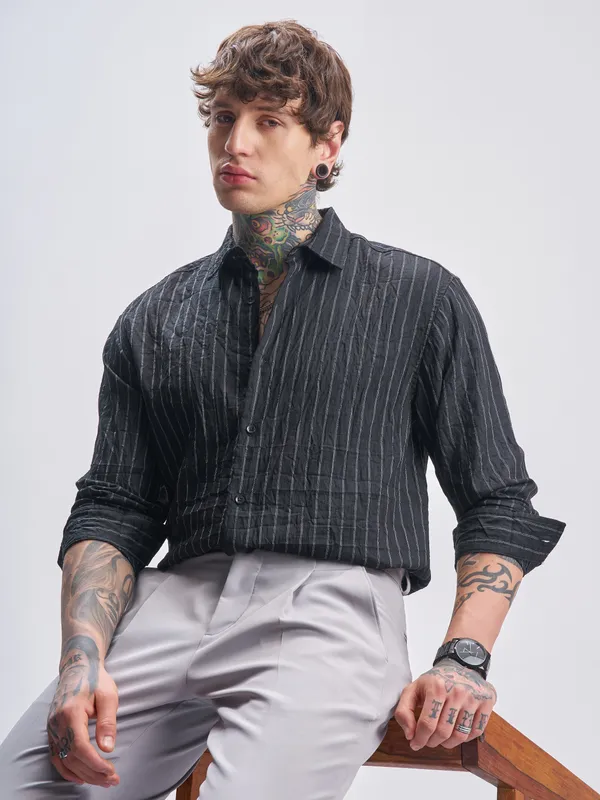 Highlander Men Black Striped Relaxed Fit Casual Shirt