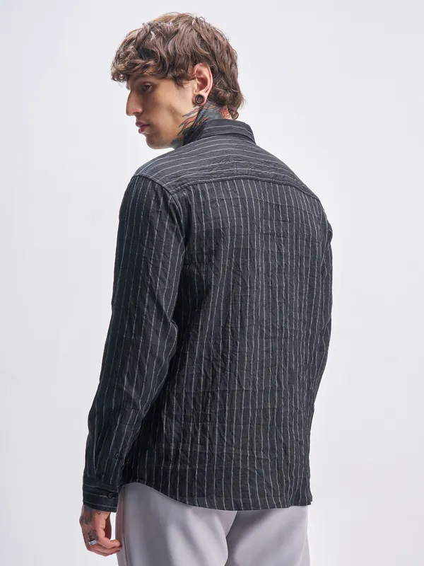 Highlander Men Black Striped Relaxed Fit Casual Shirt