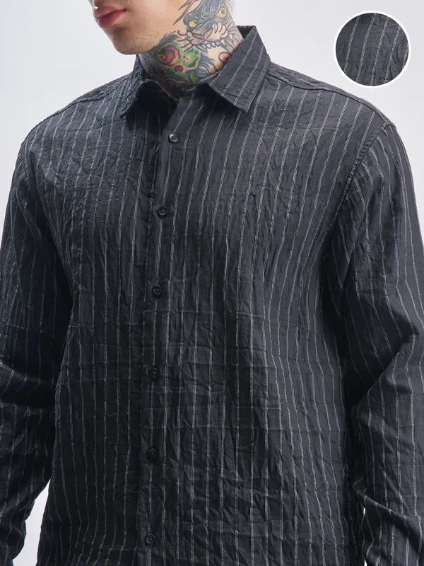 Highlander Men Black Striped Relaxed Fit Casual Shirt