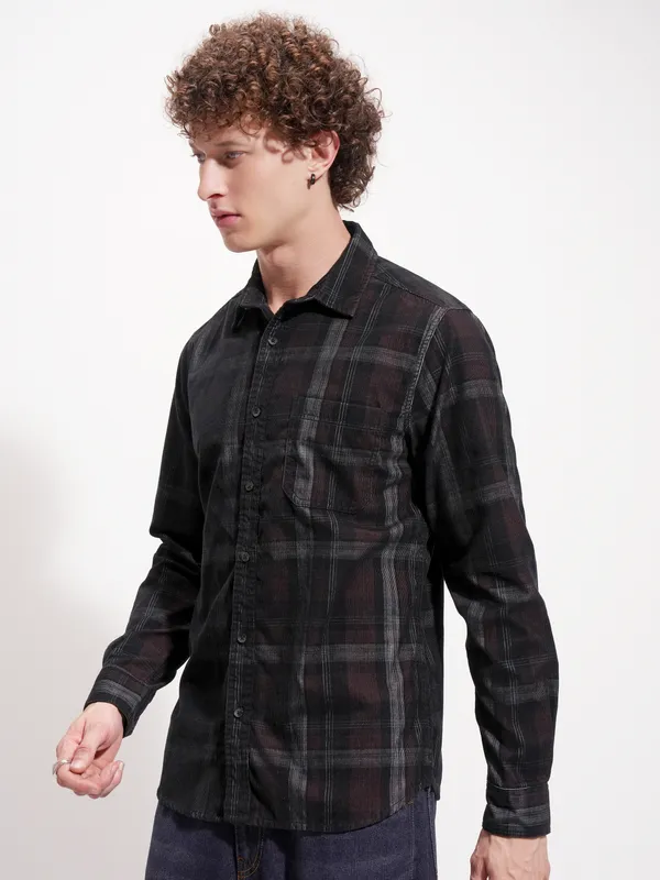 Highlander Men Black Checked Slim Fit Casual Shirt