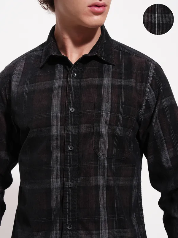 Highlander Men Black Checked Slim Fit Casual Shirt