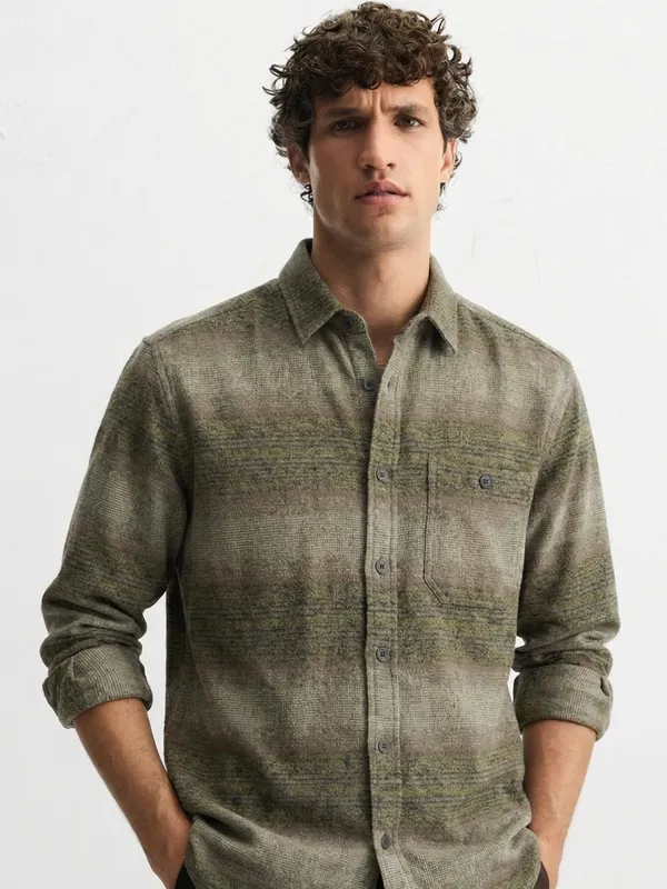 Highlander Men Black Checked Relaxed Fit Casual Shirt