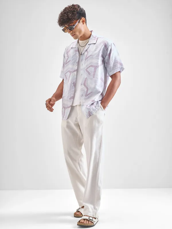 Highlander Men Lavender Printed Relaxed Fit Casual Shirt