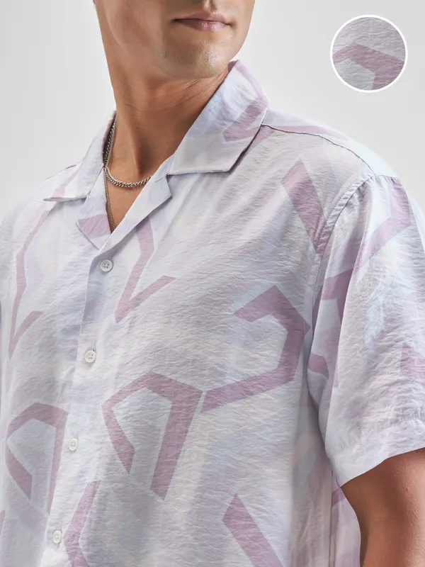 Highlander Men Lavender Printed Relaxed Fit Casual Shirt